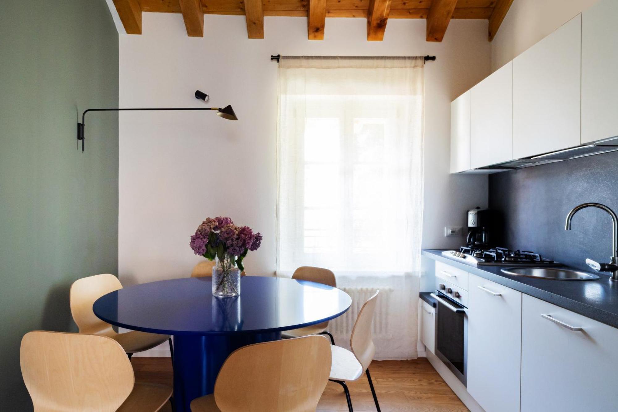 Double Private Parking, 2 Bedrooms & 2 Bathrooms - Elegant Apartment In Old Town Удине Екстериор снимка